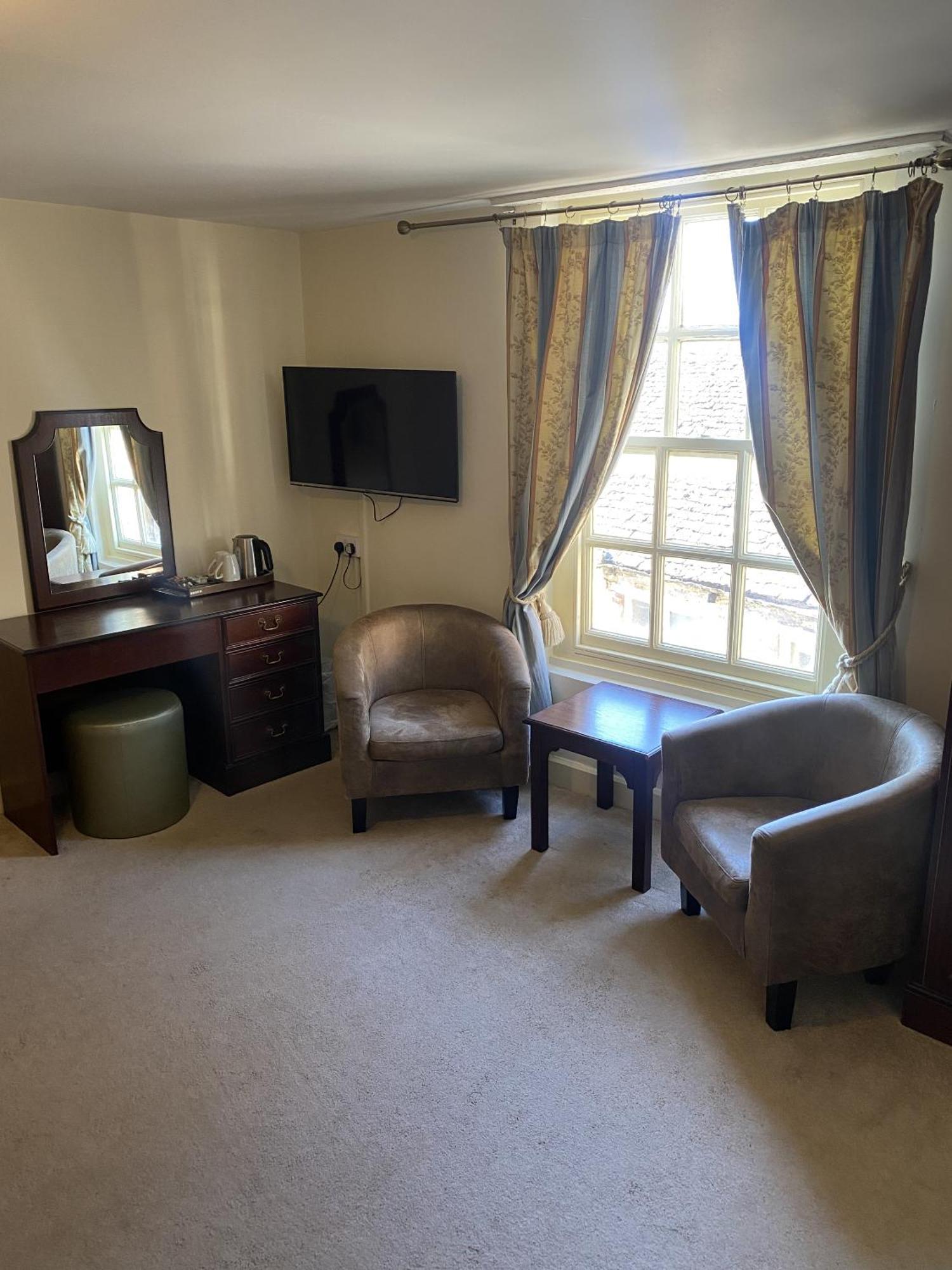 New Inn Hotel Lechlade Room photo