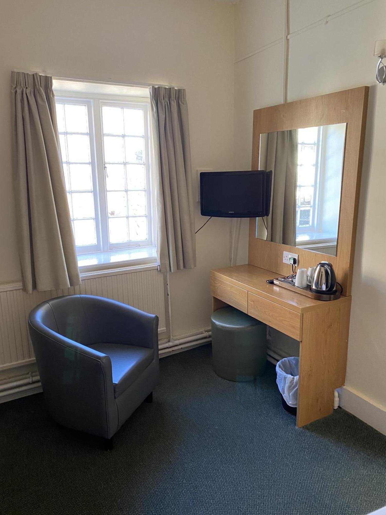 New Inn Hotel Lechlade Room photo